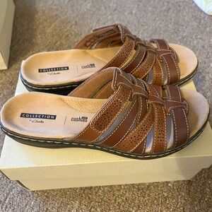 Clarks Brown Leather Slip-On Sandals (6W)